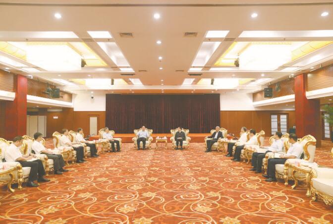 河南省委書記王國(guó)生、省長(zhǎng)尹弘會(huì)見國(guó)家電網(wǎng)董事長(zhǎng)、黨組書記毛偉明