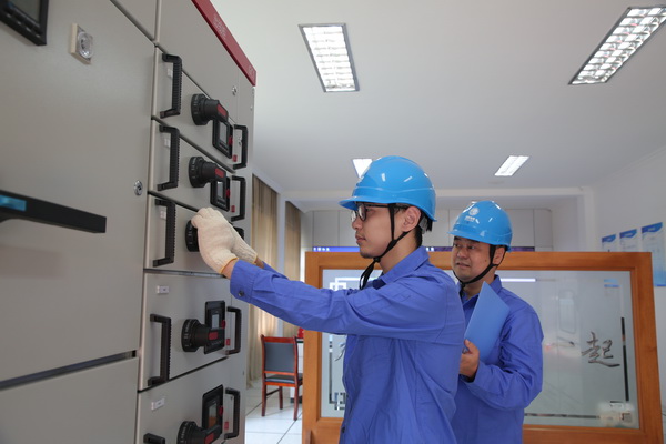 國網(wǎng)寧?？h供電公司：新型智能配電柜上線 助推用電側(cè)數(shù)字化轉(zhuǎn)型