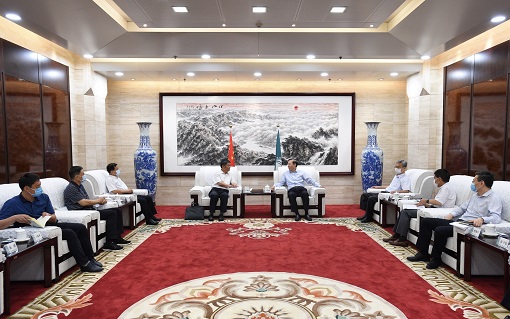 國(guó)家電網(wǎng)有限公司總經(jīng)理、黨組副書(shū)記辛保安會(huì)見(jiàn)寧夏回族自治區(qū)副主席吳秀章