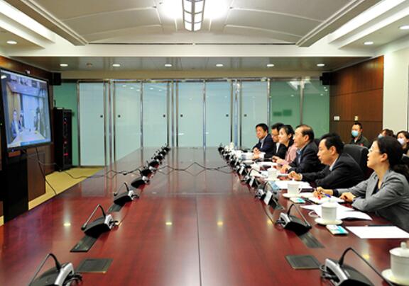 辛保安總經(jīng)理與SAP公司全球執(zhí)行董事會(huì)成員、全球業(yè)務(wù)總裁傅美黛舉行視頻會(huì)談