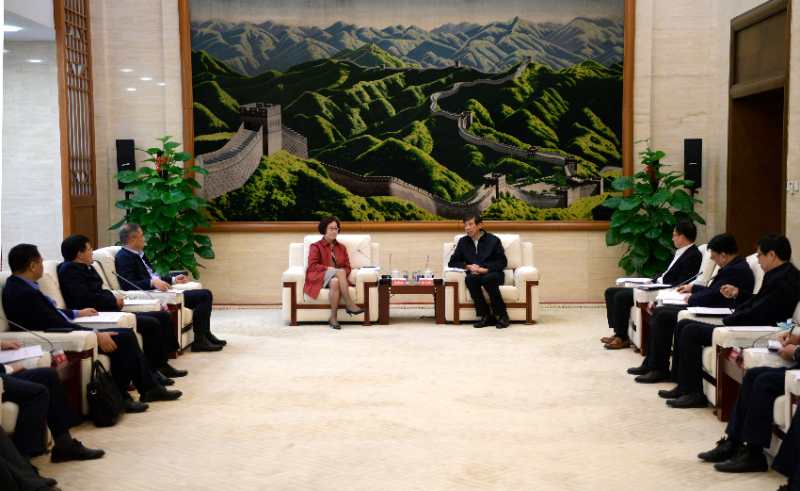 陳飛虎會(huì)見江西省委常委、副省長(zhǎng)吳忠瓊