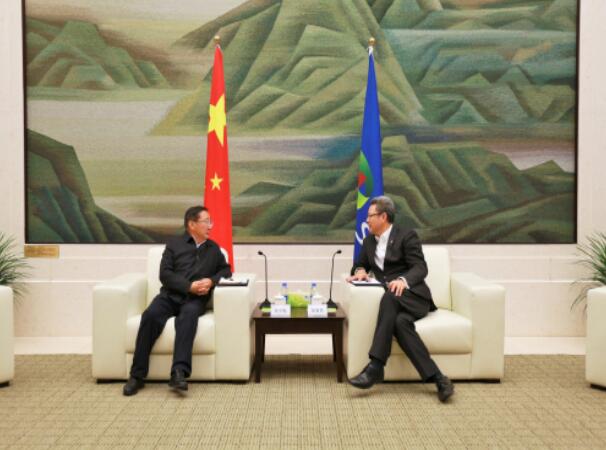錢智民會(huì)見青海省政協(xié)副主席、海南州委書記張文魁