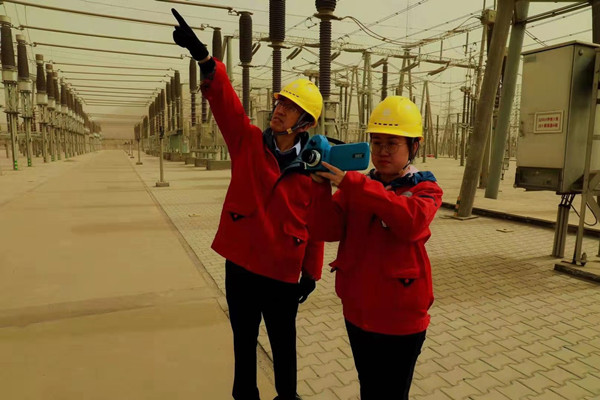 烏海電業(yè)局變電管理處：迎戰(zhàn)大風(fēng)沙塵天氣  保障電網(wǎng)安全