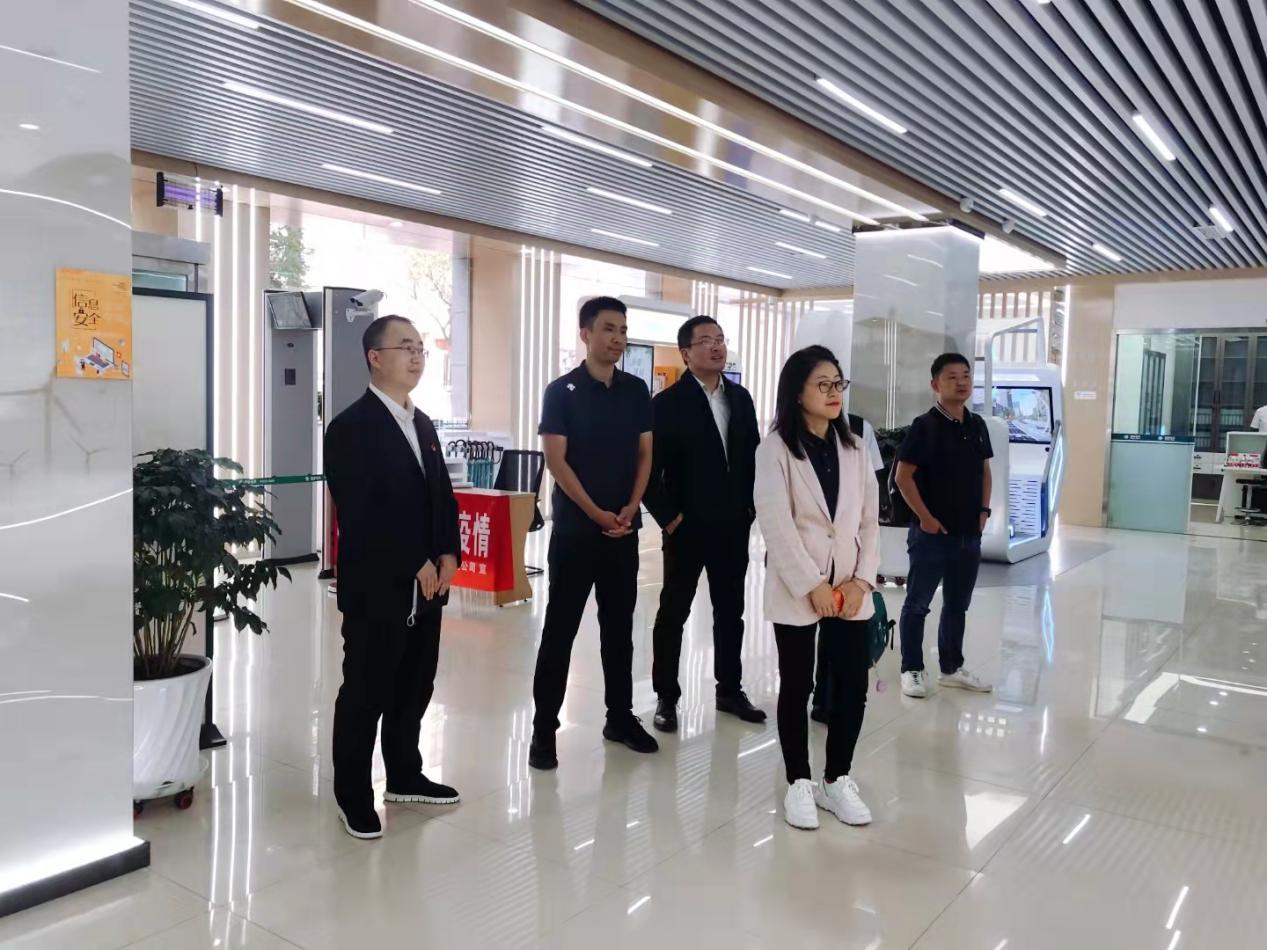 中電普華聯(lián)合華為公司開展基層調(diào)研，助力交城供電局數(shù)字化轉(zhuǎn)型