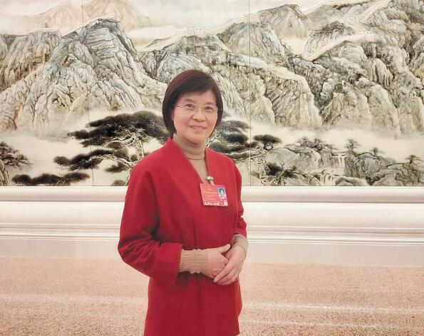可靠電力助推紡織業(yè)綠色智能轉型——訪全國人大代表、江蘇陽光集團黨委書記、江蘇陽光股份有限公司董事長陳麗芬