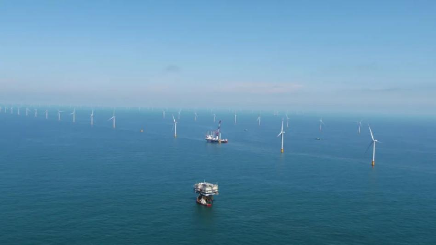 江蘇如東H6、H10兩座海上風(fēng)電場迎來全機(jī)組全容量并網(wǎng)后首次滿發(fā)