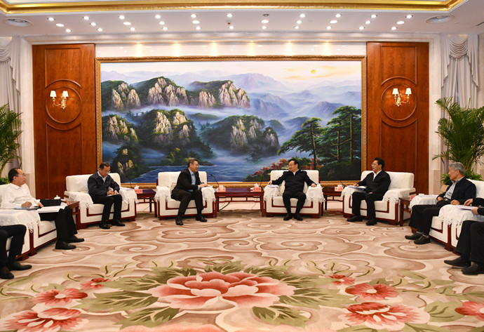 國(guó)家電投董事長(zhǎng)、黨組書記錢智民拜會(huì)寧夏回族自治區(qū)主要領(lǐng)導(dǎo)