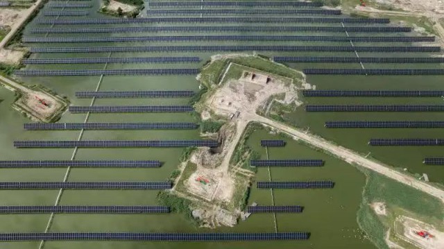 18.73MW！中石油首個水面光伏項目并網(wǎng)發(fā)電