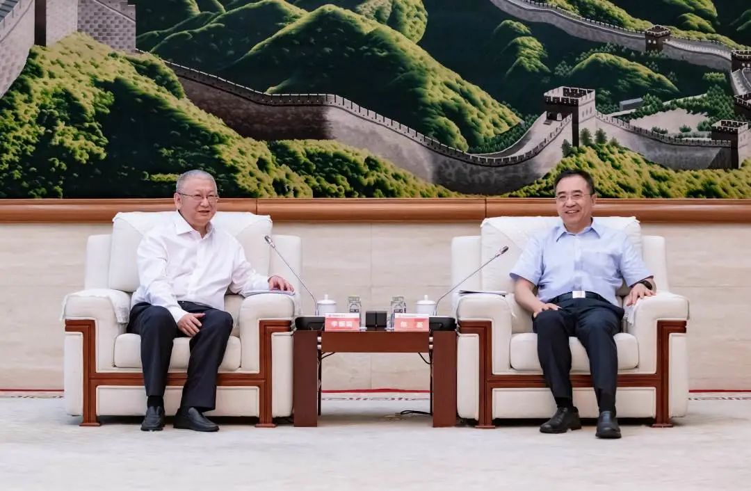 鄒磊會(huì)見隆基股份總裁李振國(guó)、森特股份董事長(zhǎng)劉愛森