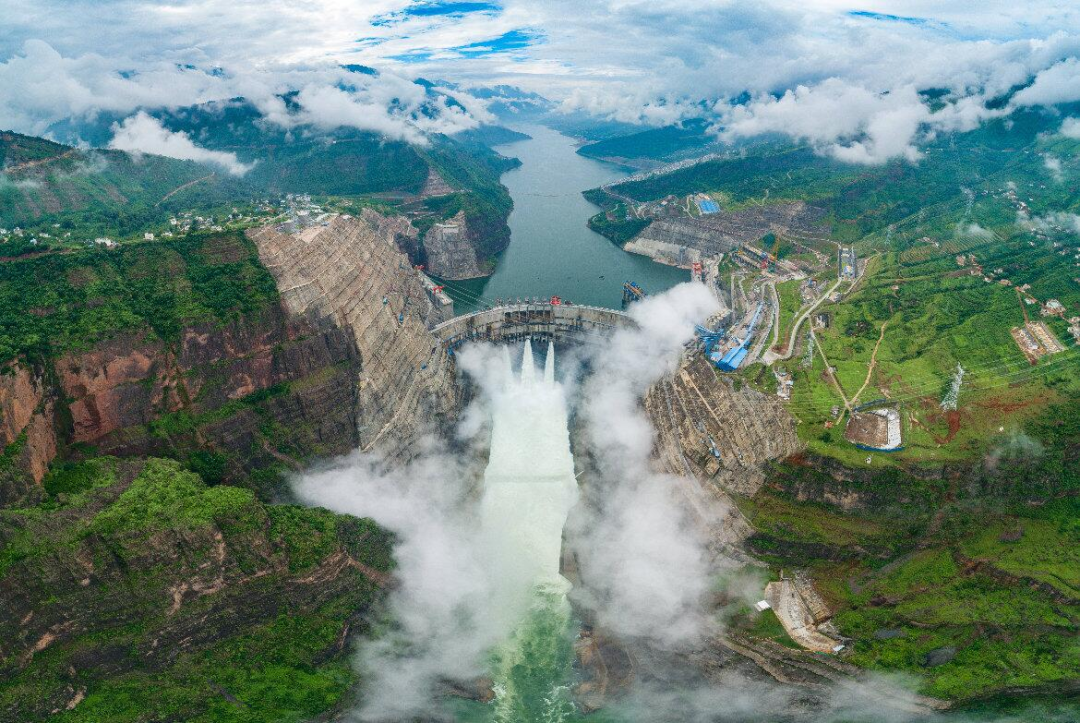 白鶴灘水電站全部機組投產(chǎn)發(fā)電，世界最大清潔能源走廊全面建成