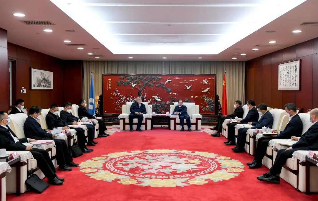 中國華電黨組書記、董事長江毅會見國家能源集團(tuán)黨組書記、董事長劉國躍