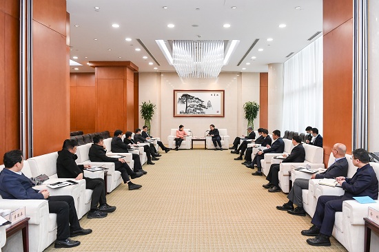 華能集團(tuán)總經(jīng)理、黨組副書記鄧建玲會(huì)見常州市市長盛蕾