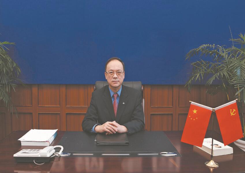 深化合作促“雙碳” 共建共享助振興——訪全國人大代表，鞍鋼集團有限公司董事長、黨委書記譚成旭