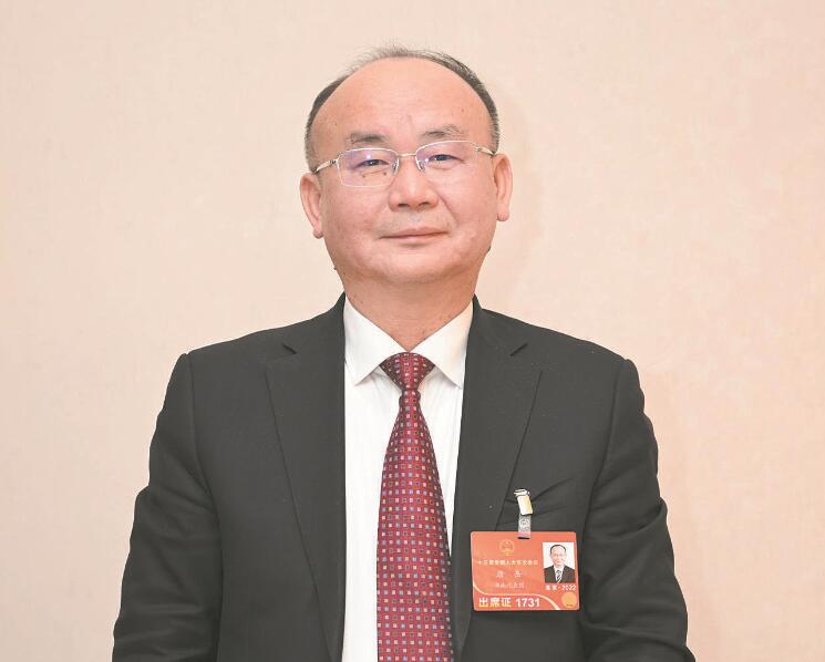 優(yōu)質(zhì)供電服務(wù)助力裝備制造業(yè)高質(zhì)量發(fā)展——訪全國人大代表、楚天科技股份有限公司董事長兼總裁唐岳