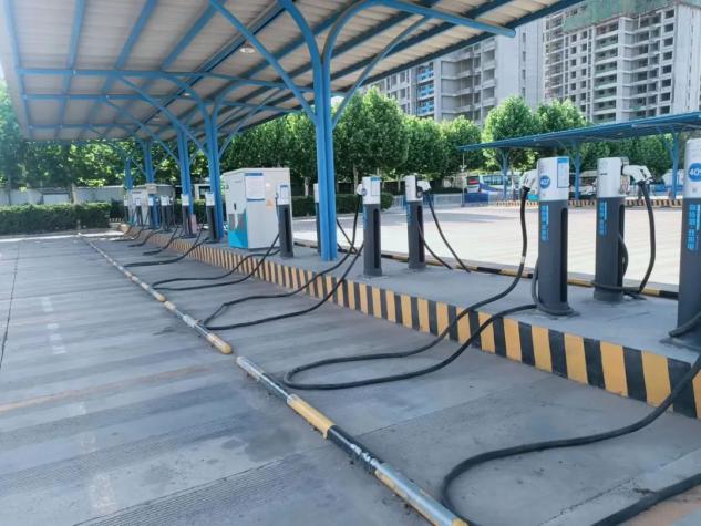 即日起，聊城汽車總站充電樁對(duì)外開放啦!