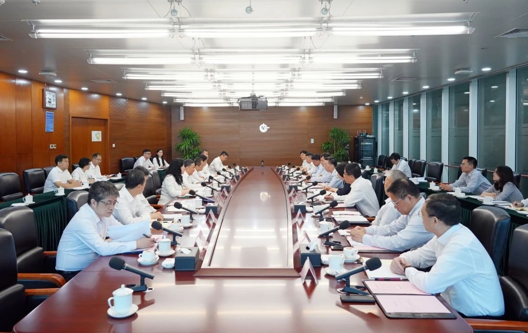 中國能建黨委書記、董事長宋海良與中國海油黨組書記、董事長汪東進(jìn)會(huì)談