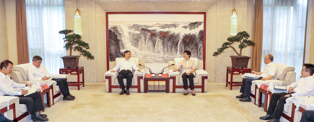 華能集團(tuán)黨組書記、董事長(zhǎng)拜會(huì)四川省委副書記、成都市委書記施小琳