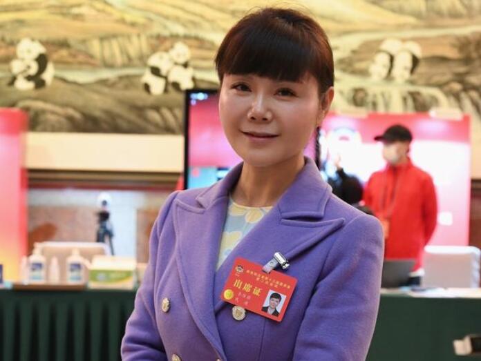 四川省政協(xié)委員李佳蔚：四川要優(yōu)化碳產(chǎn)品、參與碳交易，不斷完善碳設(shè)施
