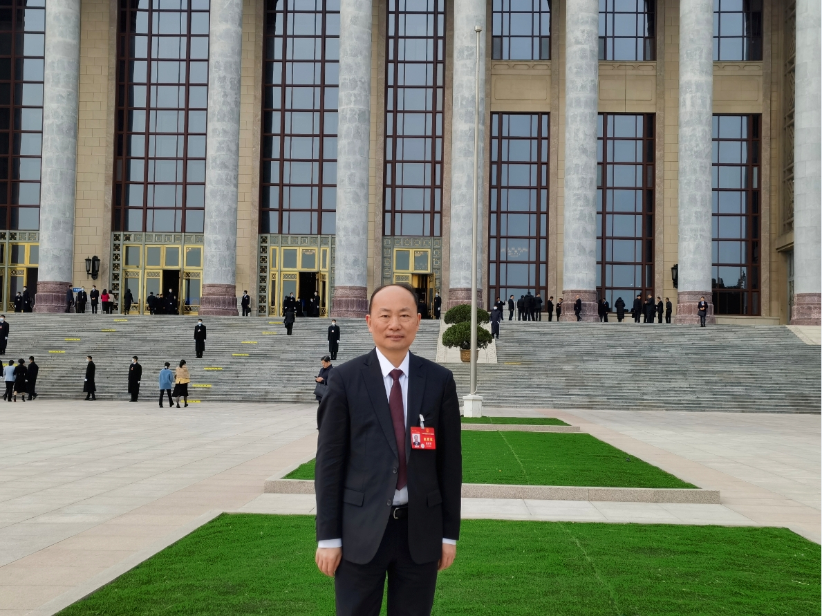 【兩會好聲音】全國人大代表，中石化鎮(zhèn)海煉化董事長、黨委書記莫鼎革：踐行“雙碳”戰(zhàn)略，發(fā)展可持續(xù)航空燃料