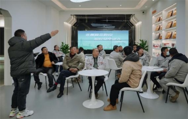 怡能集團(tuán)以沉浸式安全教育，為電力施工準(zhǔn)入賦能