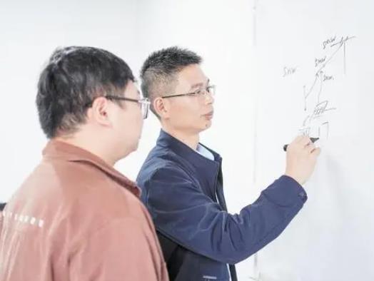 梁瑞科:在儲(chǔ)能賽道上逐“綠”向新