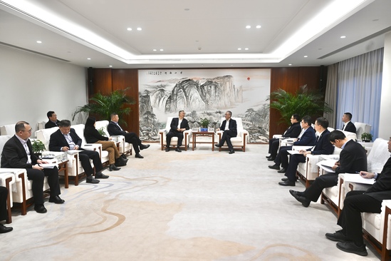 中國電建黨委副書記、總經(jīng)理王斌與中國機電商會黨委書記、會長張鈺晶舉行會談