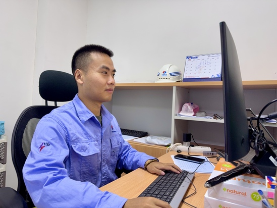 【新春走基層】春節(jié)堅守，點亮異國的奉獻(xiàn)之光