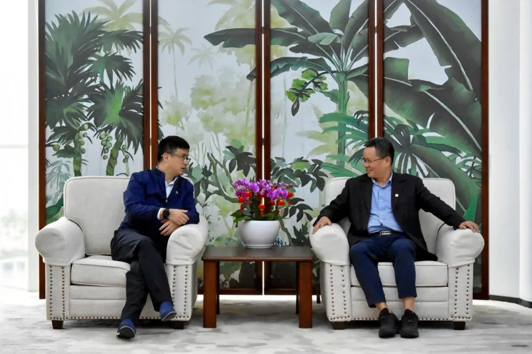 國電投海南公司黨委副書記、總經(jīng)理劉波濤拜訪大唐海南公司黨委書記、董事長王俊啟