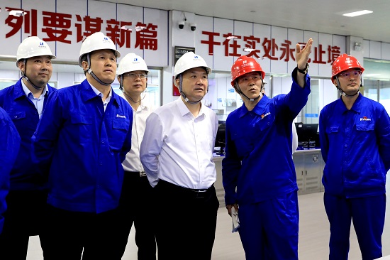 中國華能集團(tuán)董事長溫樞剛到鶴崗電廠、伊春熱電督導(dǎo)調(diào)研生態(tài)環(huán)保及安全生產(chǎn)工作